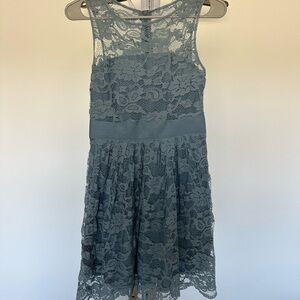 ModCloth BB Dakota | Sleeveless Floral Lace A-Line Dress in Dusty Blue